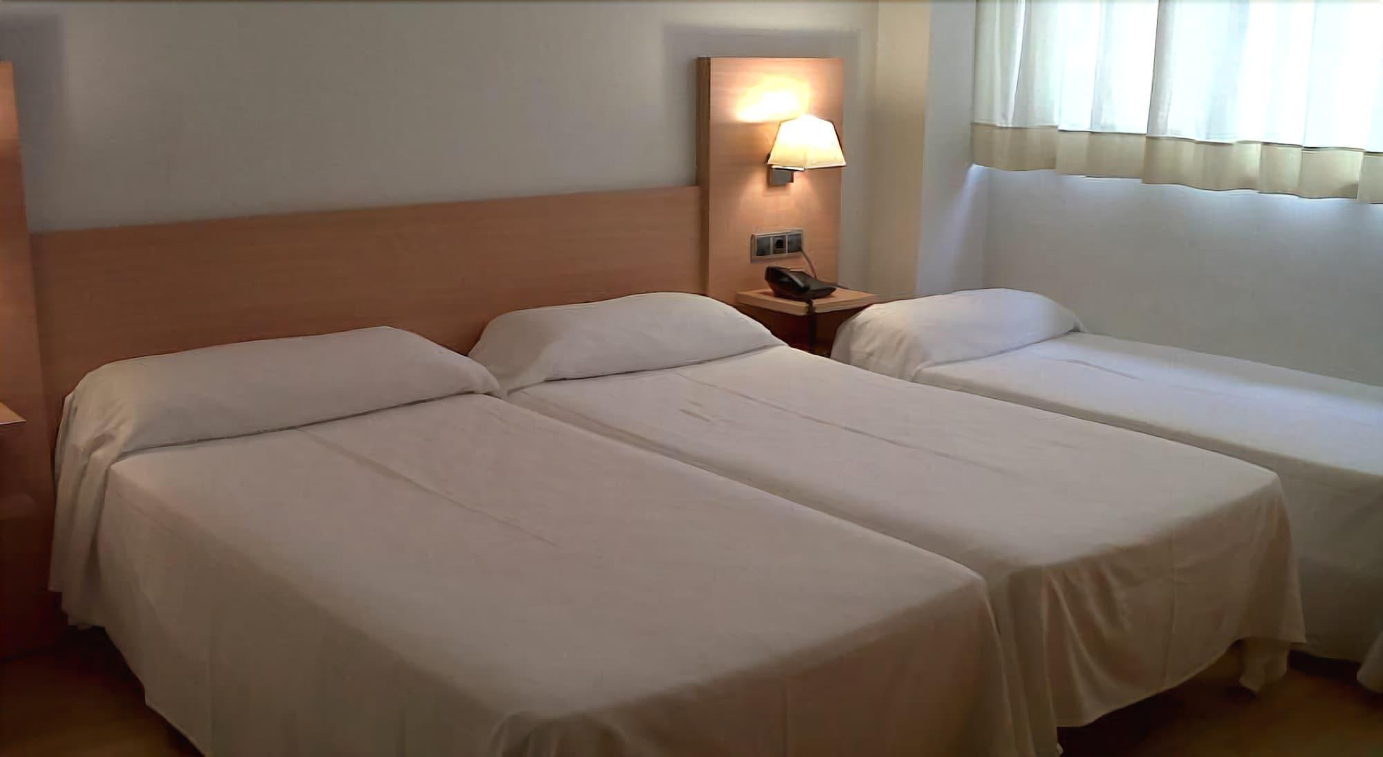 Hotel Bag 卡斯特利翁-德拉普拉纳 外观 照片